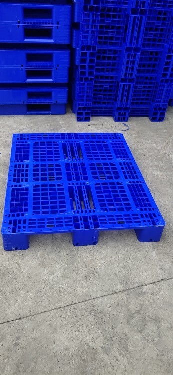 南岸銷(xiāo)售塑料托盤(pán)制作精良,卡板